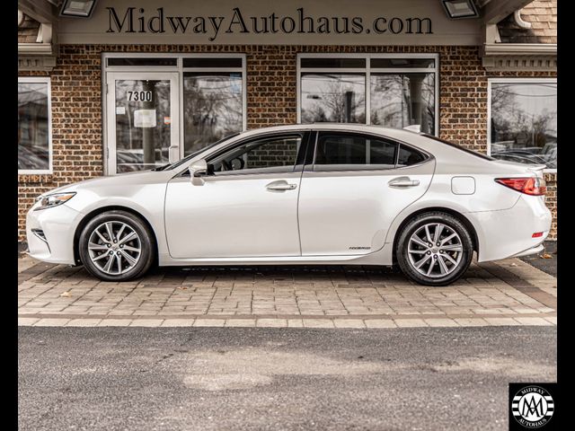 2017 Lexus ES 300h