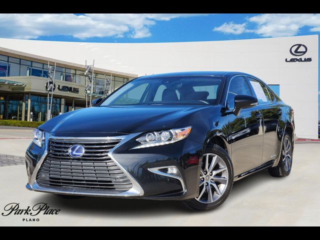 2017 Lexus ES 300h