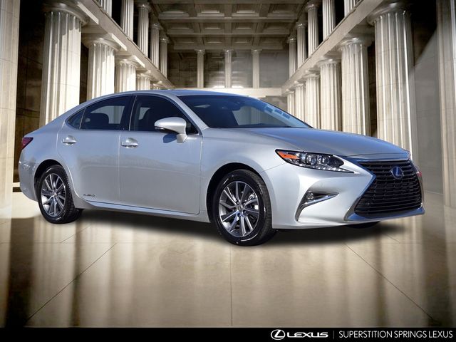 2017 Lexus ES 300h