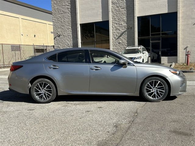 2017 Lexus ES 350