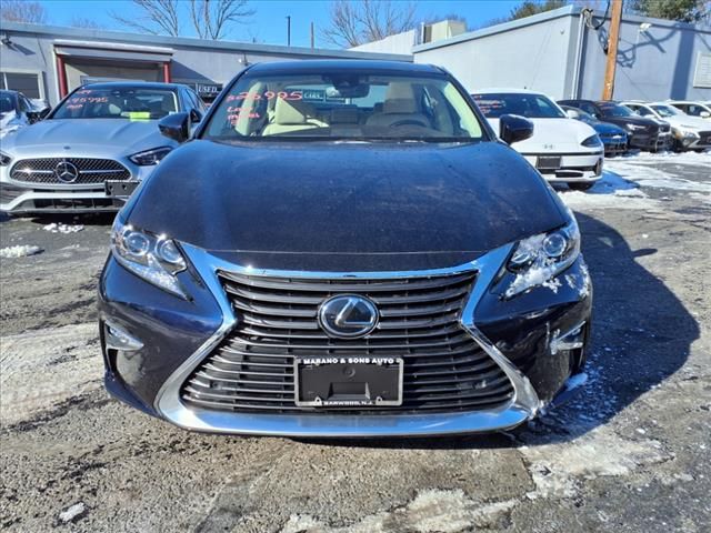 2017 Lexus ES 350