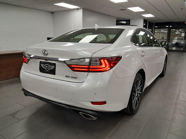 2017 Lexus ES 350