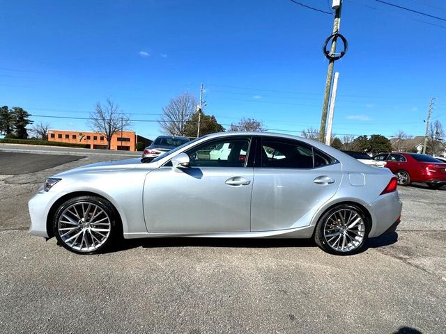 2017 Lexus IS 