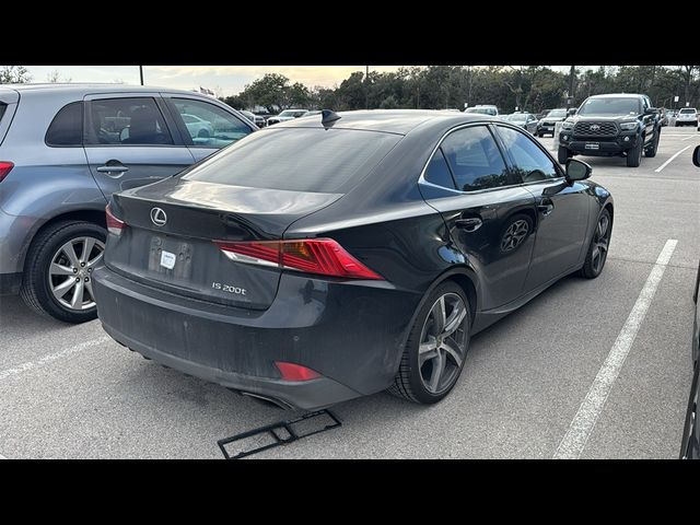 2017 Lexus IS Turbo