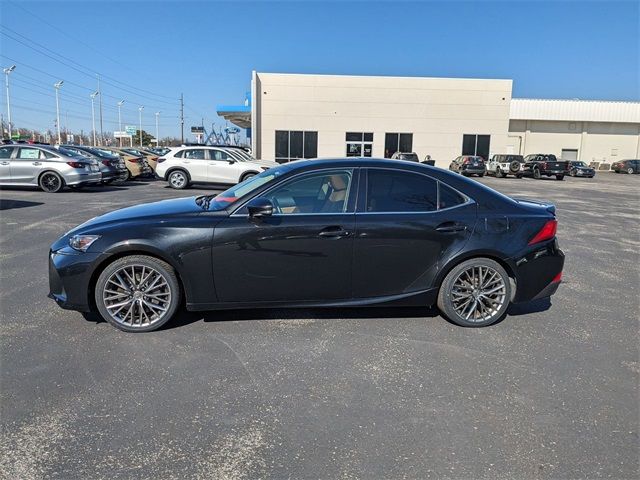 2017 Lexus IS Turbo