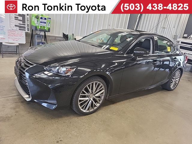 2017 Lexus IS 