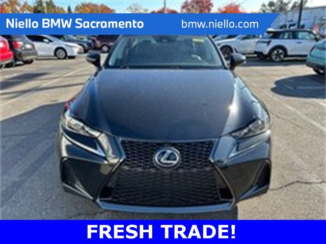 2017 Lexus IS 