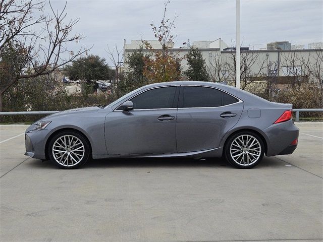 2017 Lexus IS 