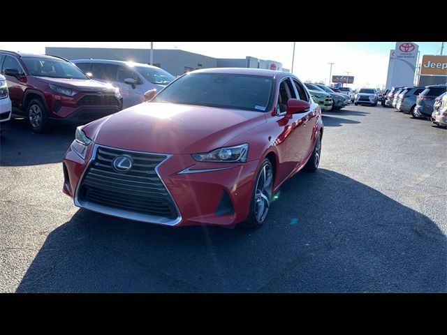 2017 Lexus IS Turbo