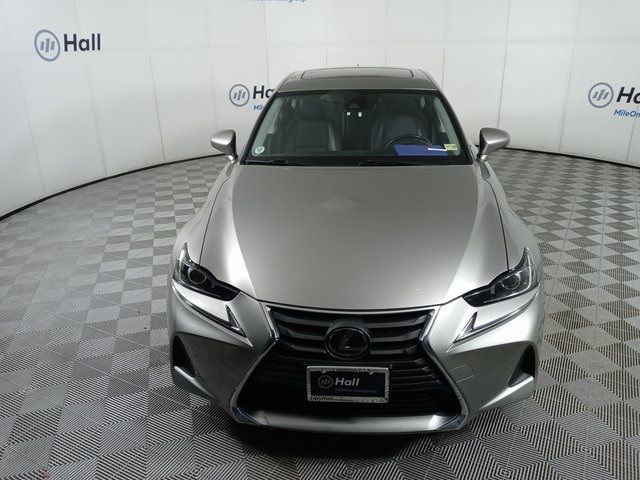 2017 Lexus IS 