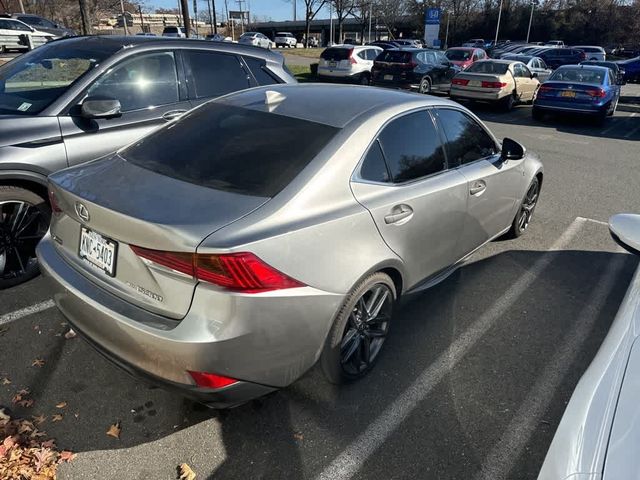 2017 Lexus IS 