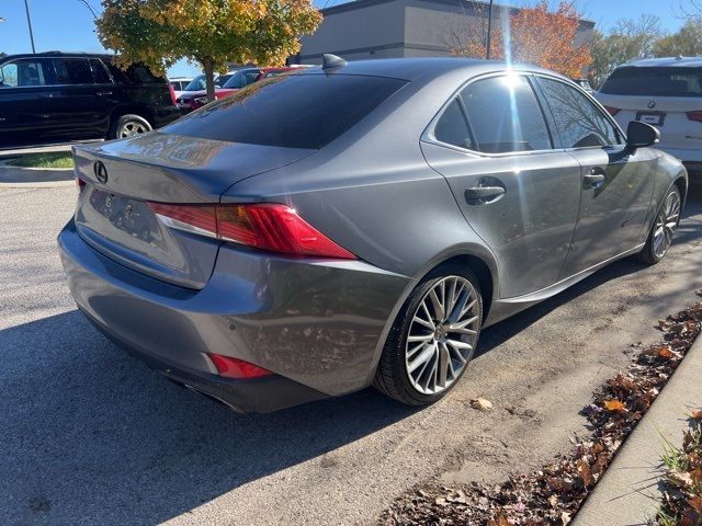 2017 Lexus IS 