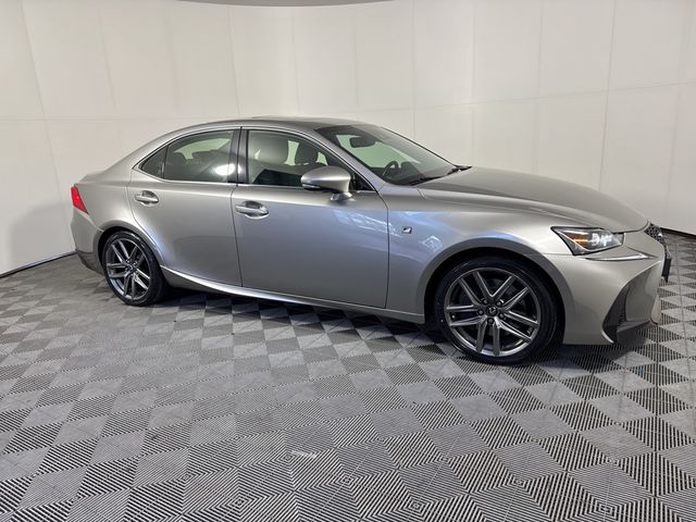 2017 Lexus IS 