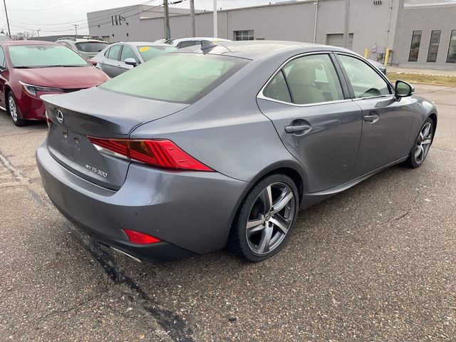 2017 Lexus IS 