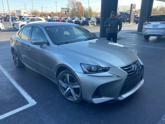 2017 Lexus IS 