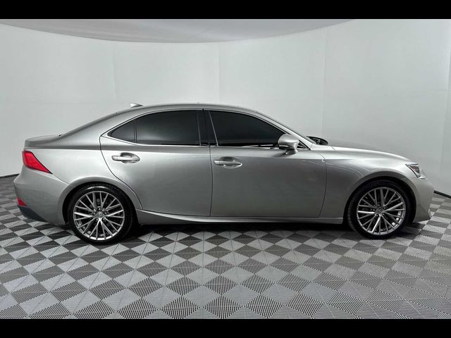 2017 Lexus IS 