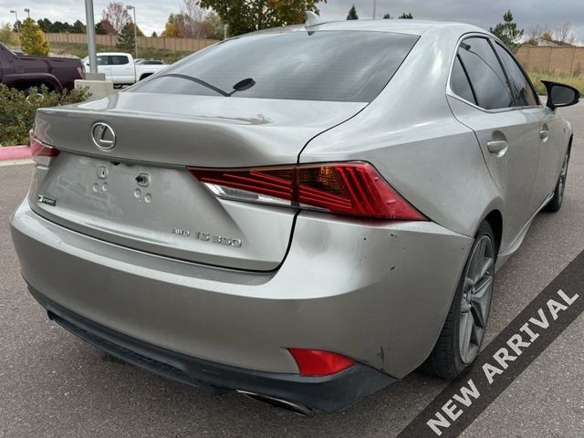 2017 Lexus IS 