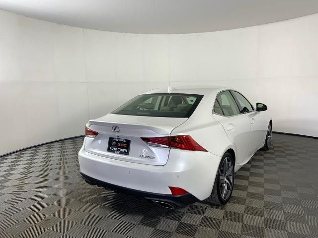 2017 Lexus IS Turbo