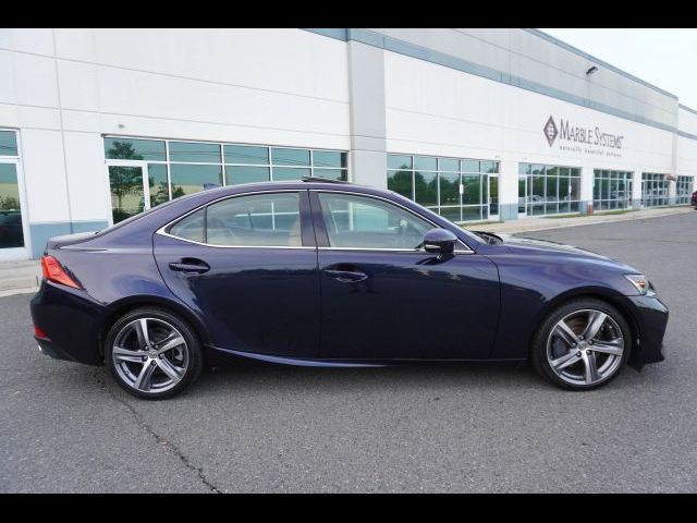 2017 Lexus IS Turbo