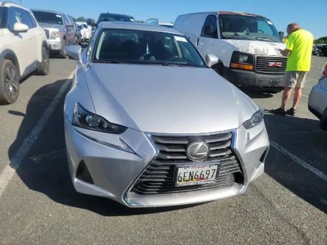 2017 Lexus IS Turbo