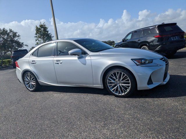 2017 Lexus IS Turbo