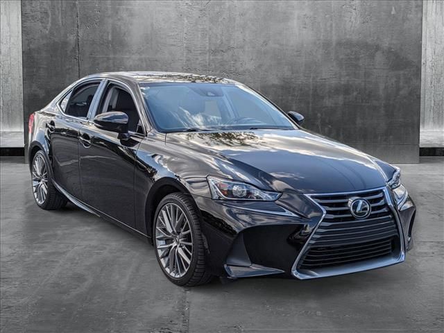 2017 Lexus IS Turbo