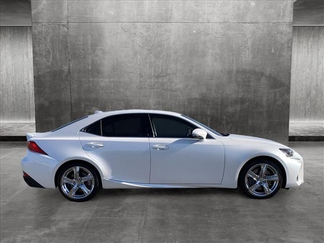 2017 Lexus IS Turbo