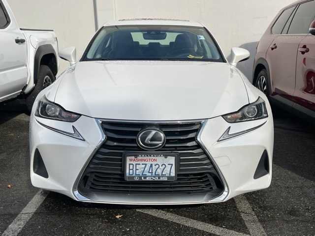 2017 Lexus IS 