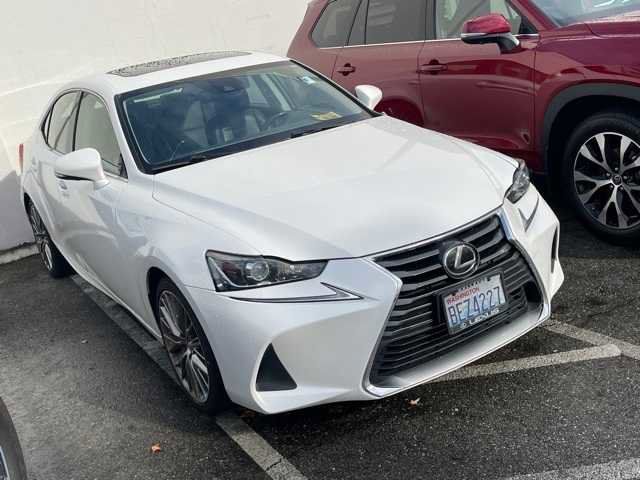 2017 Lexus IS 