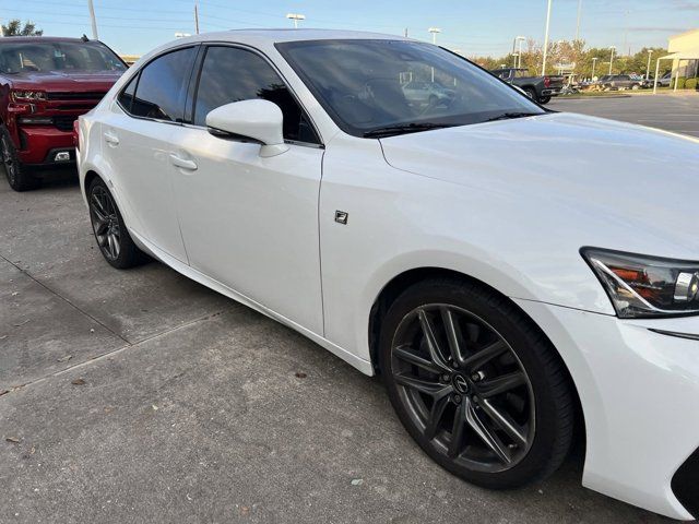 2017 Lexus IS Turbo