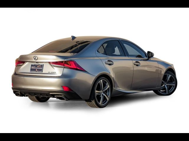 2017 Lexus IS Turbo