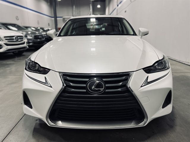 2017 Lexus IS 