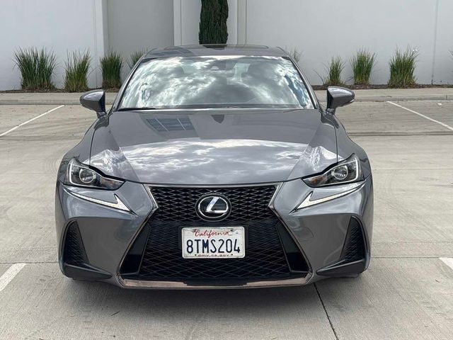 2017 Lexus IS Turbo