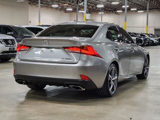 2017 Lexus IS Turbo