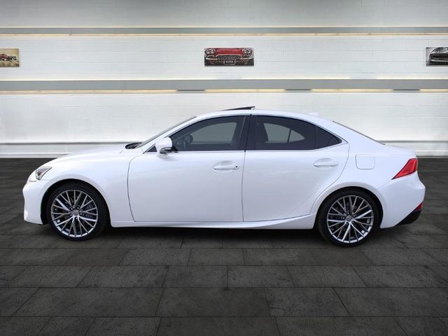 2017 Lexus IS Turbo