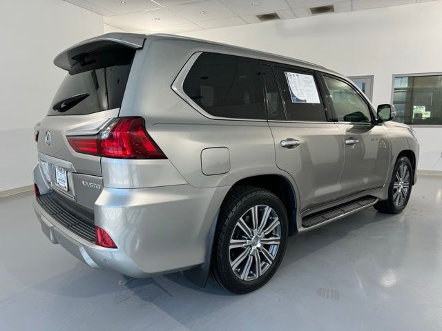 2017 Lexus LX 570