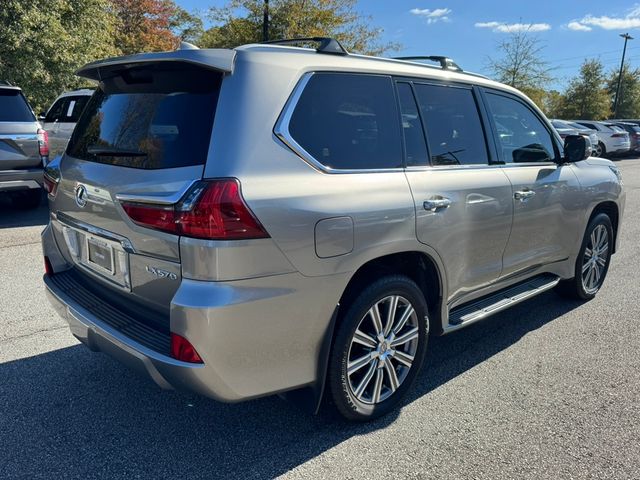 2017 Lexus LX 570