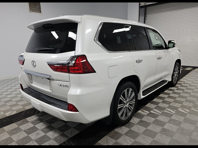 2017 Lexus LX 570