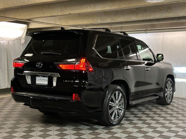 2017 Lexus LX 570