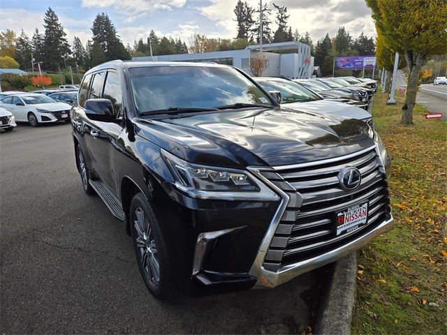 2017 Lexus LX 570