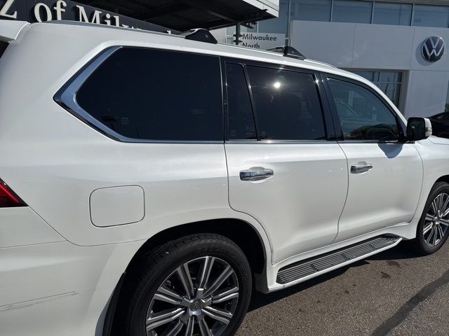 2017 Lexus LX 570