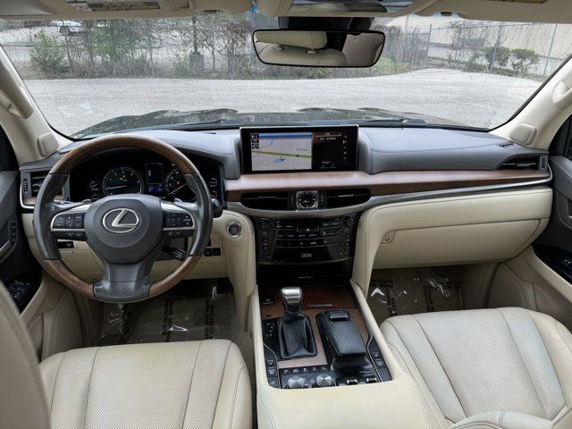 2017 Lexus LX 570