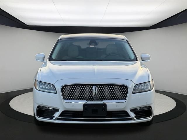 2017 Lincoln Continental Black Label