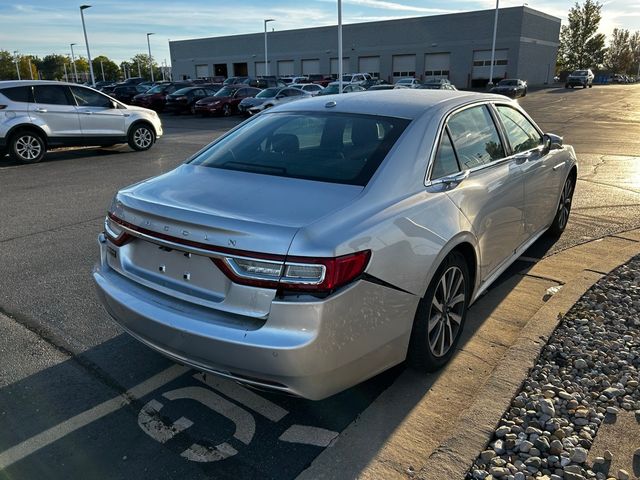 2017 Lincoln Continental Premiere