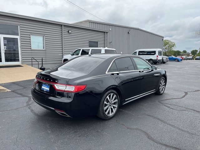 2017 Lincoln Continental Premiere