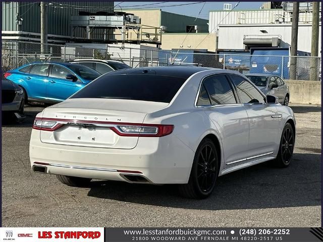 2017 Lincoln Continental Reserve