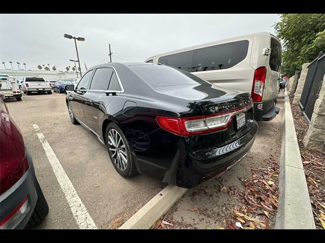 2017 Lincoln Continental Select