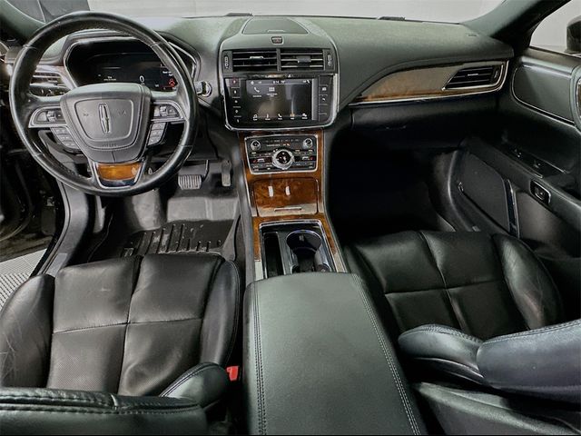 2017 Lincoln Continental Select