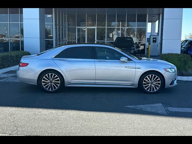 2017 Lincoln Continental Select