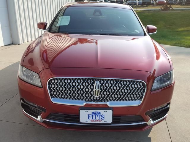 2017 Lincoln Continental Select